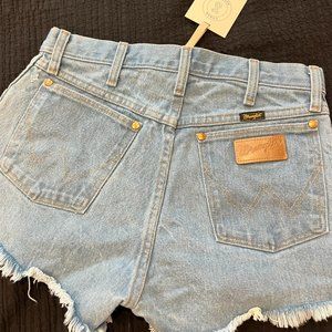 NWT Wrangler Jean Shorts
